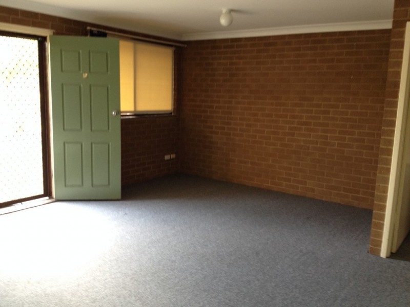 5/32 Bundara Crescent, Tumut NSW 2720