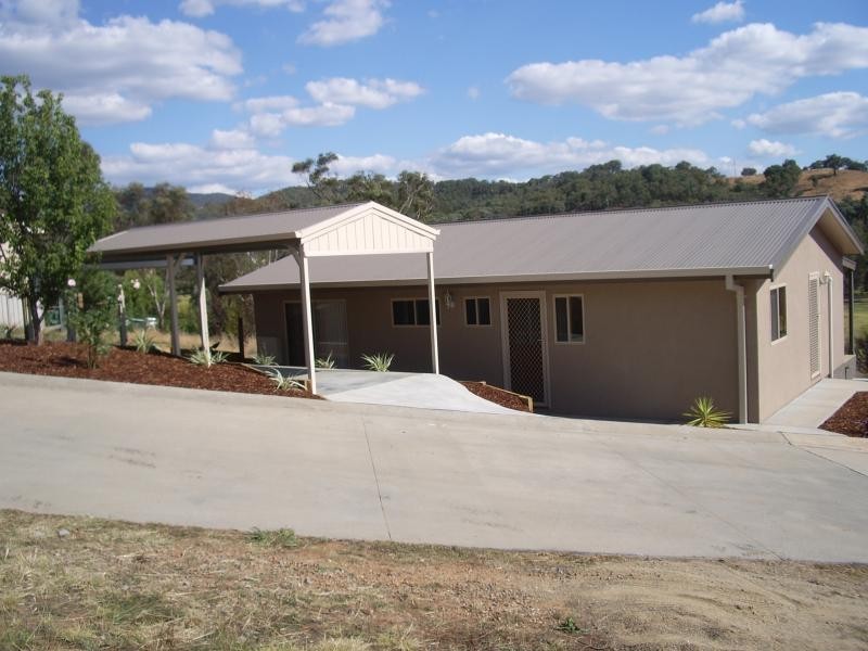 6/227 Wynyard Street, Tumut NSW 2720