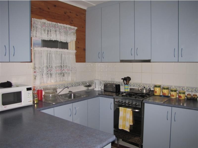 7 Gundagai Street, Adelong NSW 2729