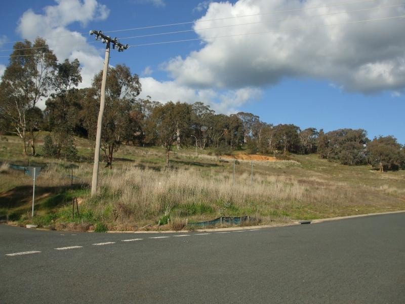 Lots 8, 9 and 11 Eberlin Place and Booral Avenue, Tumut NSW 2720
