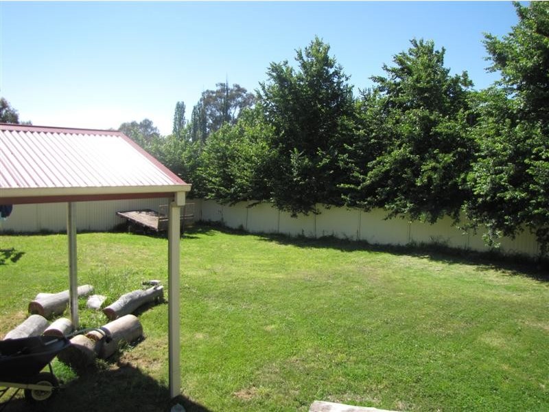 60 Fitzroy Street, Tumut NSW 2720