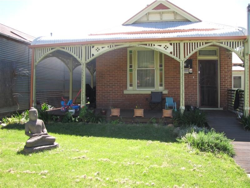 60 Fitzroy Street, Tumut NSW 2720