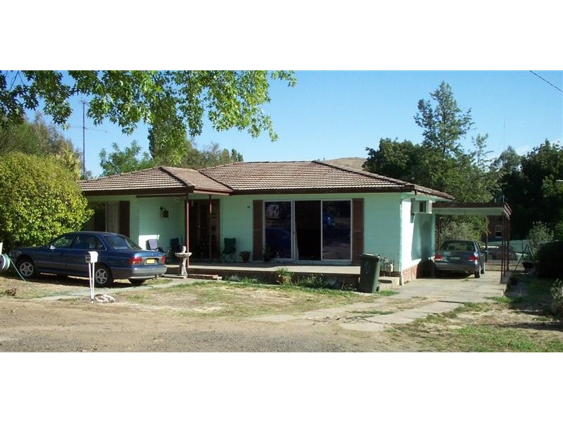 56 Lockhart Street, Adelong NSW 2729