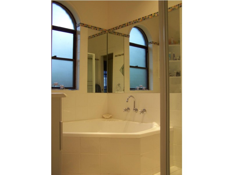 37 Clarke Street, Tumut NSW 2720