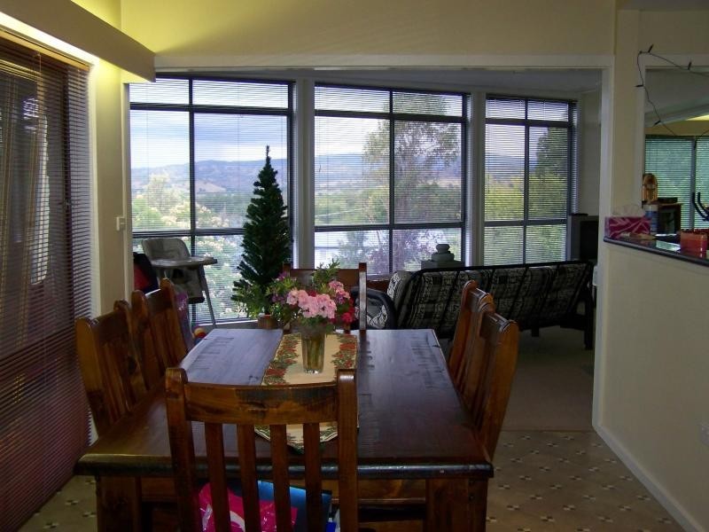 37 Clarke Street, Tumut NSW 2720