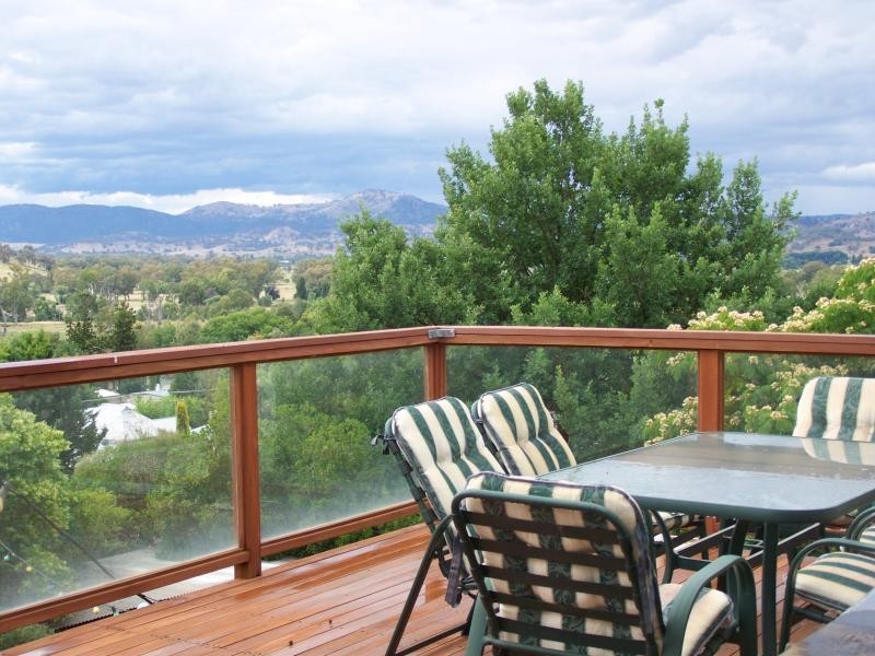 37 Clarke Street, Tumut NSW 2720