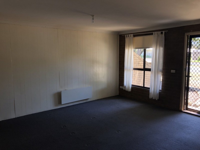 3/32 Bundara Cres, Tumut NSW 2720