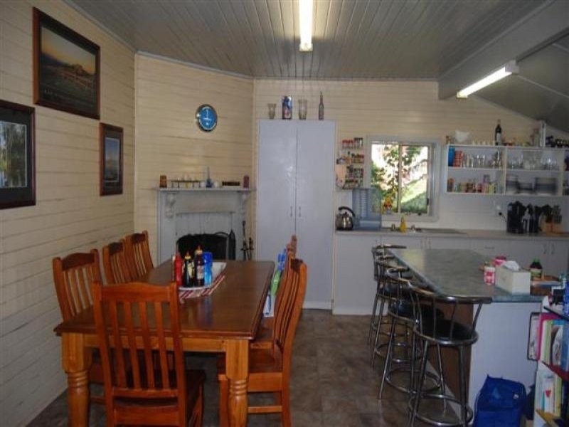 28 Bottlebrush Drive, Tumut NSW 2720