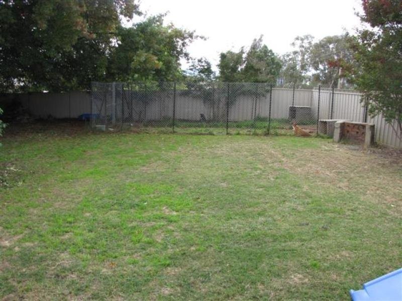 28 Bottlebrush Drive, Tumut NSW 2720