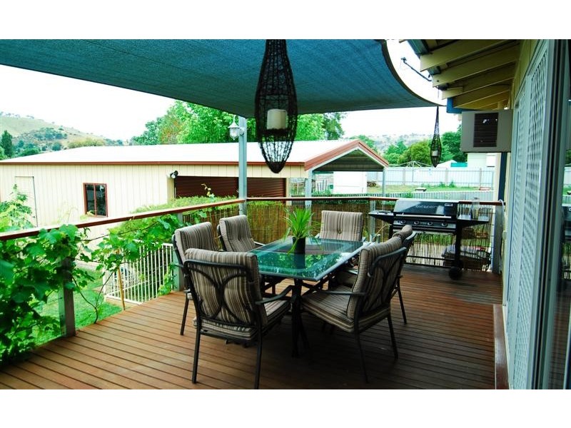 74 Lynch Street, Adelong NSW 2729