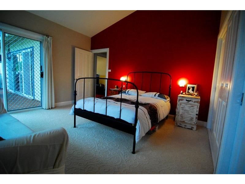 74 Lynch Street, Adelong NSW 2729