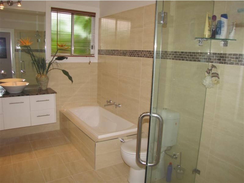 74 Lynch Street, Adelong NSW 2729