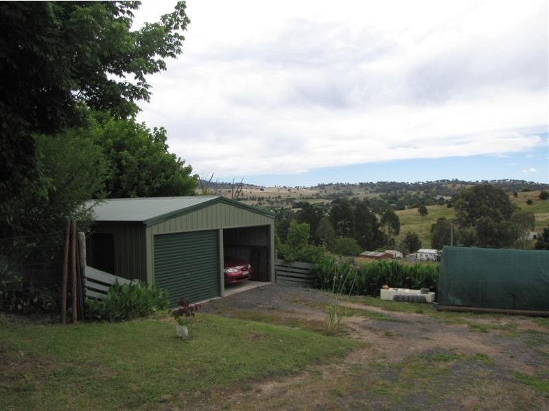 68 Camp Street, Adelong NSW 2729