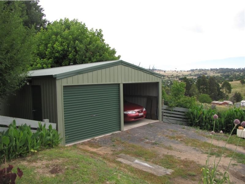 68 Camp Street, Adelong NSW 2729