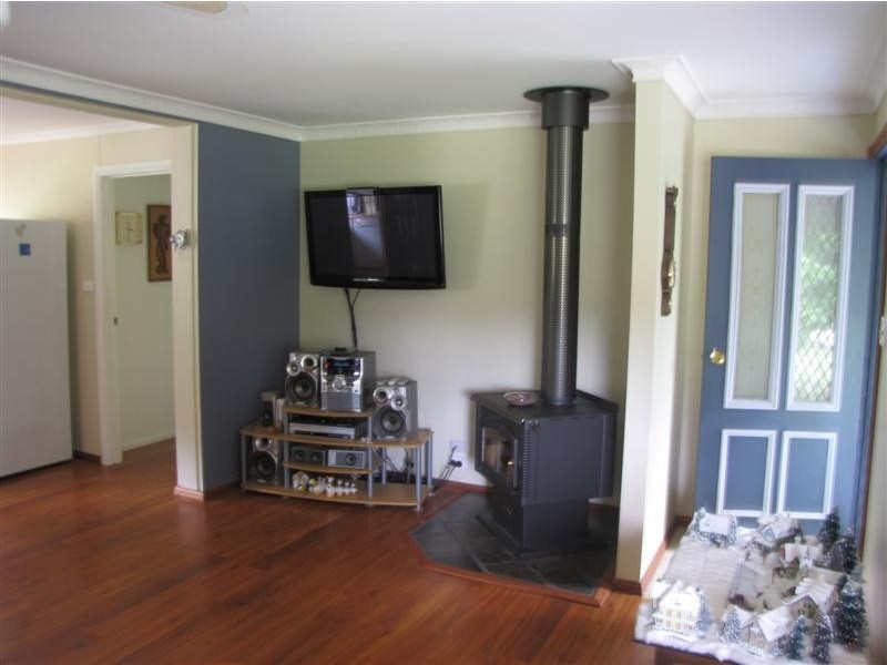 68 Camp Street, Adelong NSW 2729