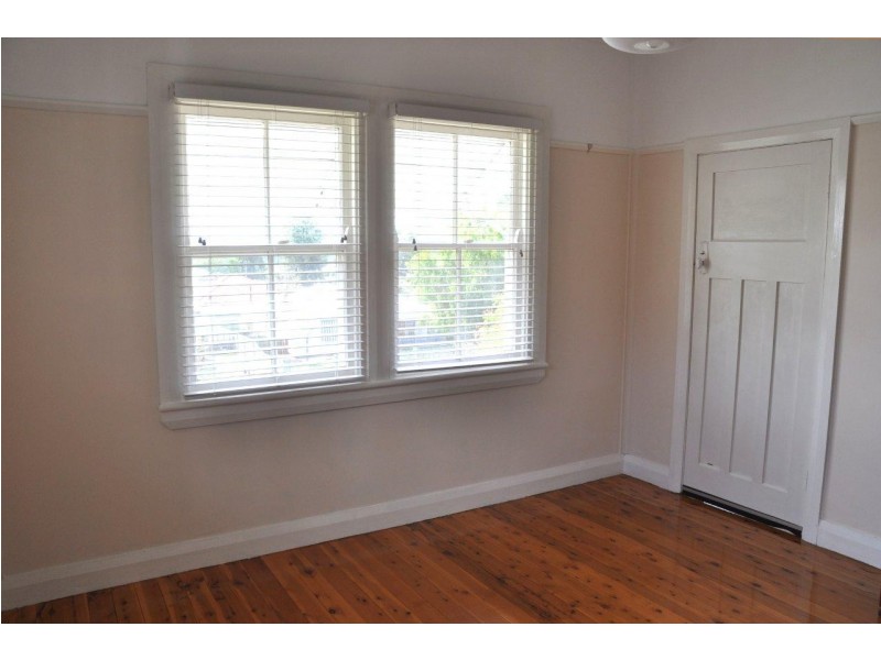 101 Russell Street, Tumut NSW 2720