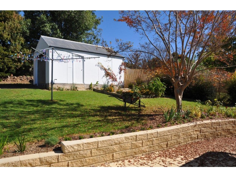 101 Russell Street, Tumut NSW 2720