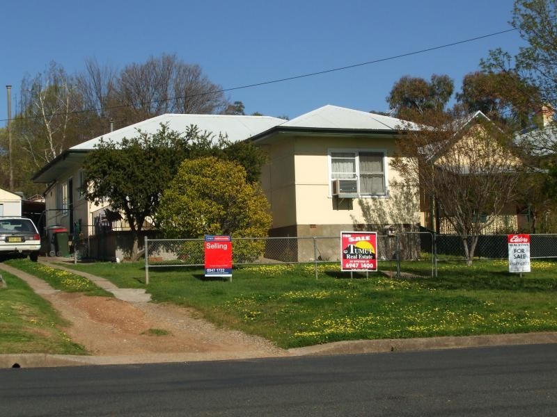 53 Simpson Street, Tumut NSW 2720