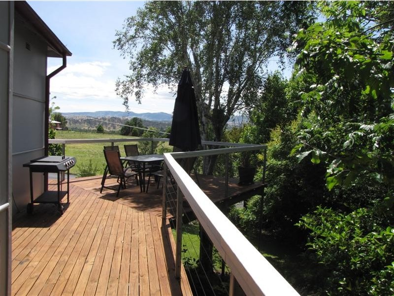 107 Lambie Street, Tumut NSW 2720