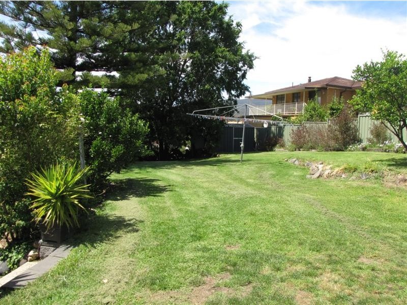 107 Lambie Street, Tumut NSW 2720