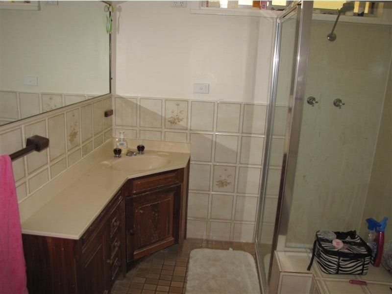 28 Howick Street, Tumut NSW 2720