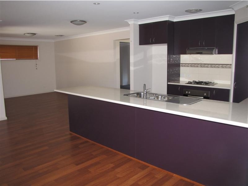 6 Green Street, Tumut NSW 2720