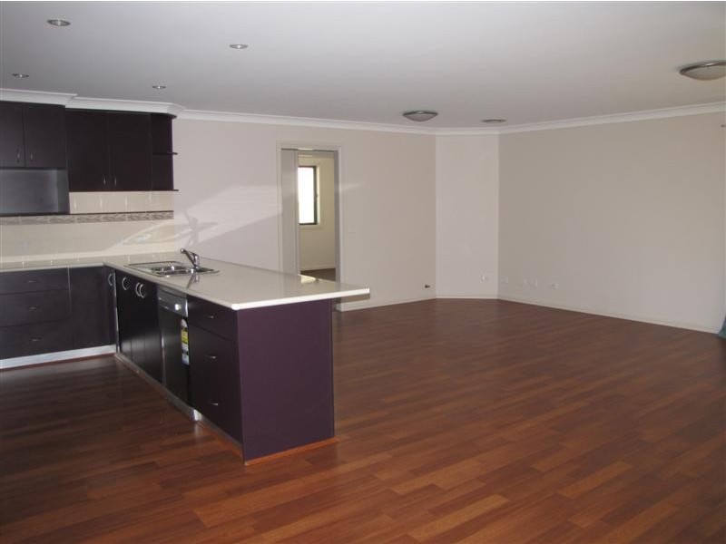 6 Green Street, Tumut NSW 2720