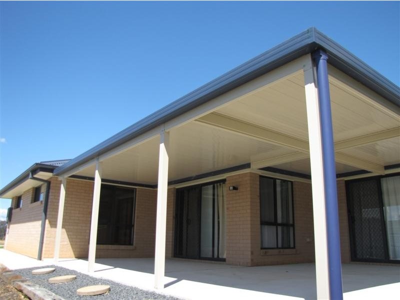 6 Green Street, Tumut NSW 2720