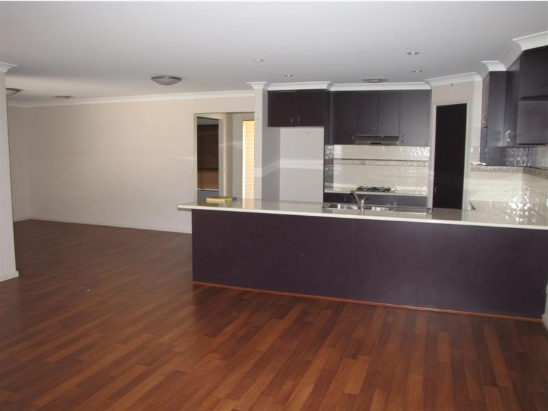 6 Green Street, Tumut NSW 2720