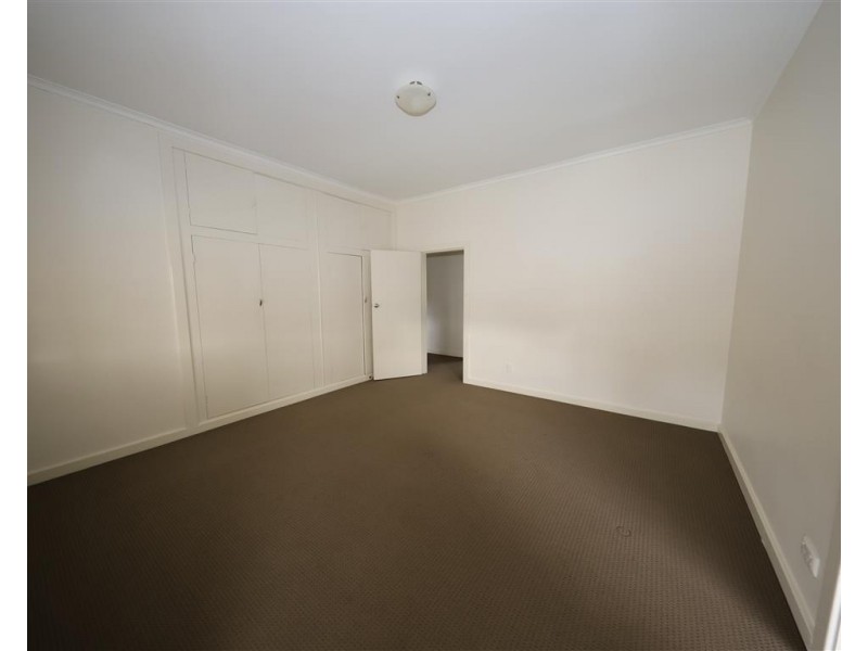 73 Lambie Street, Tumut NSW 2720