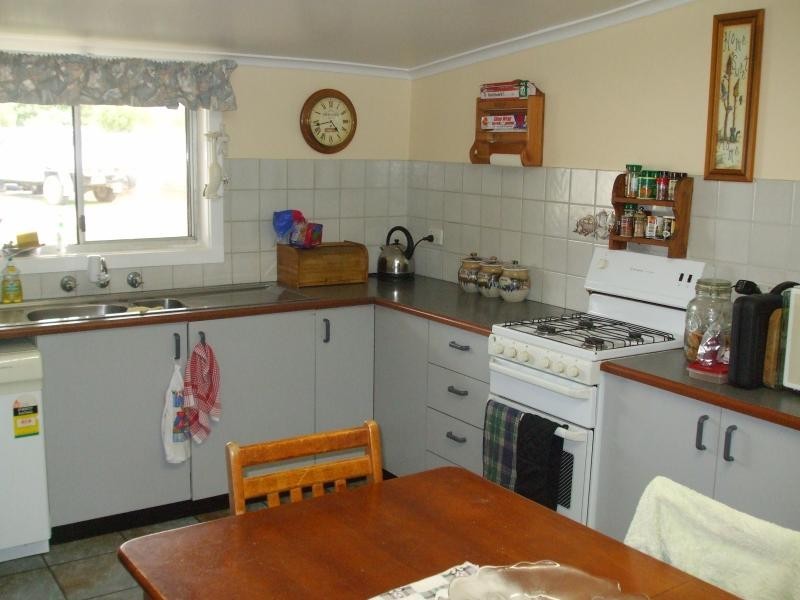 52 Herbert Street, Tumut NSW 2720