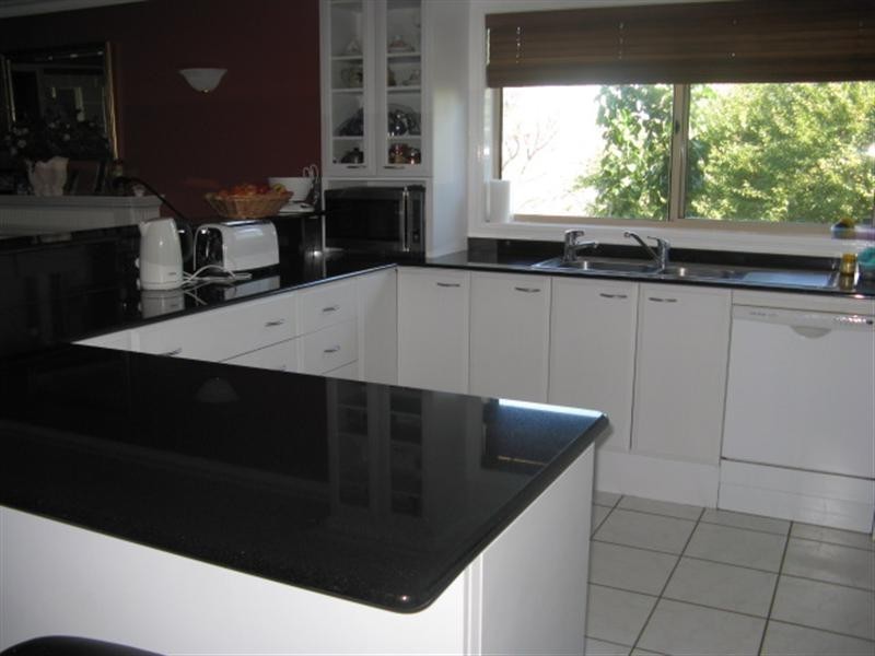 7 Godfrey Street, Tumut NSW 2720