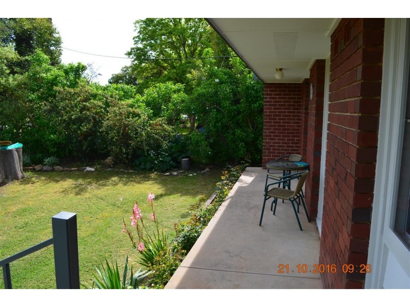 23 Hudson Street, Tumut NSW 2720
