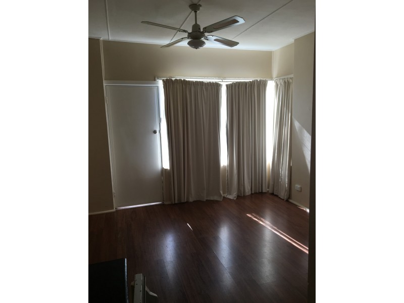 4/8-10 Robertson Street, Tumut NSW 2720