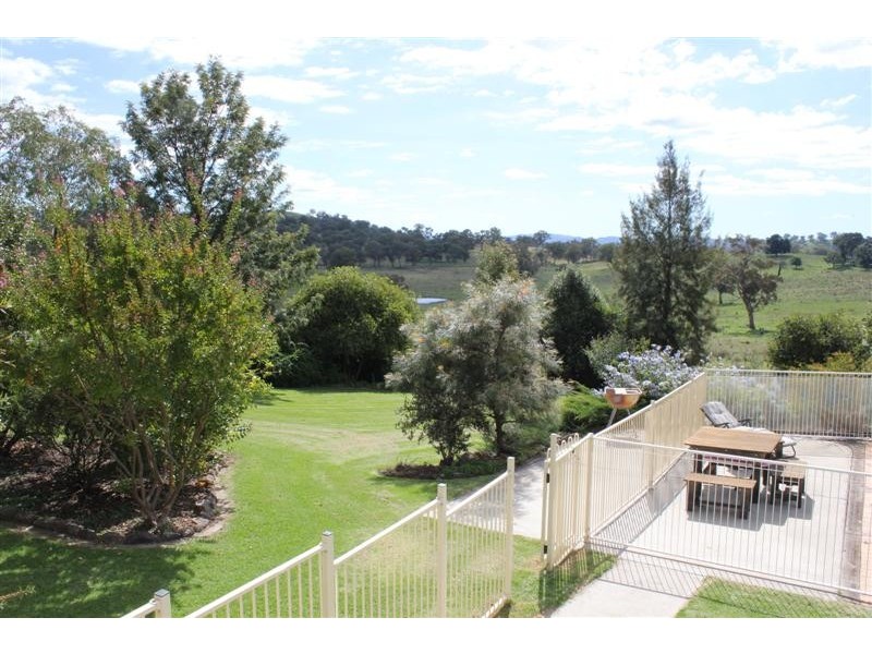 86 Cloverdale Road, Tumut NSW 2720