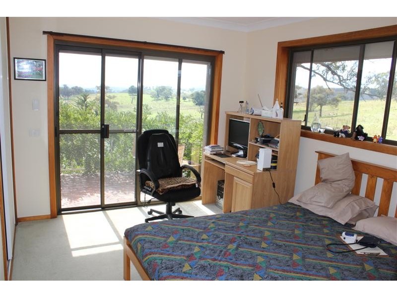 86 Cloverdale Road, Tumut NSW 2720