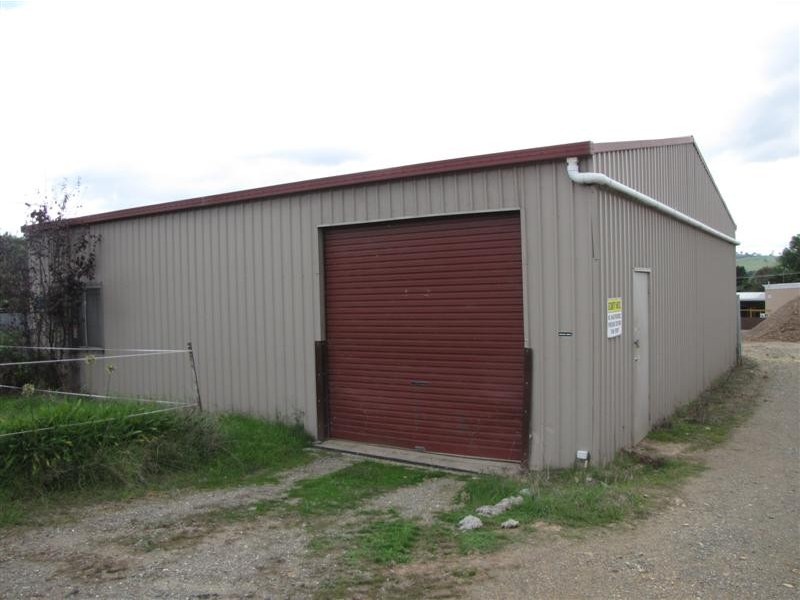 31 Vyner Street, Tumut NSW 2720