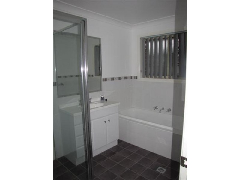 2/164 Wynyard Street, Tumut NSW 2720