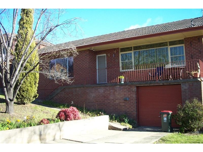 41 Dalhunty Street, Tumut NSW 2720