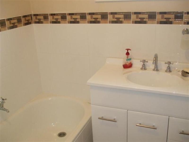 17 Tumut Street, Adelong NSW 2729