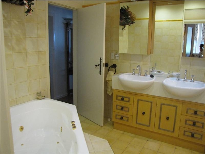 67 Dalhunty Street, Tumut NSW 2720