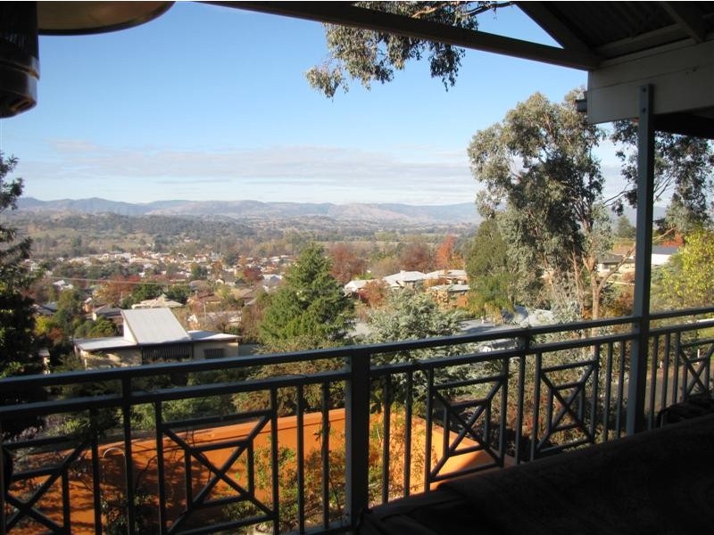 67 Dalhunty Street, Tumut NSW 2720