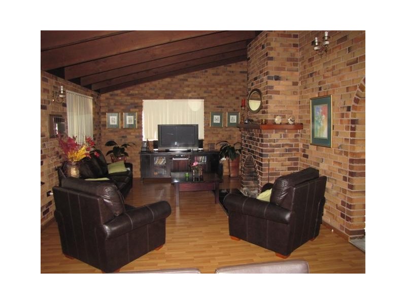 59 Elphick Street, Tumut NSW 2720