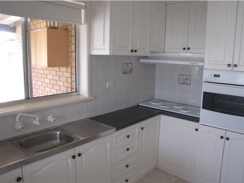 137 Lambie Street, Tumut NSW 2720