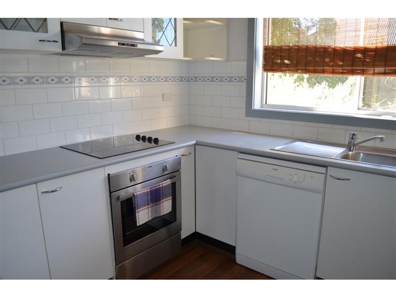 18 Sydney Street, Tumut NSW 2720