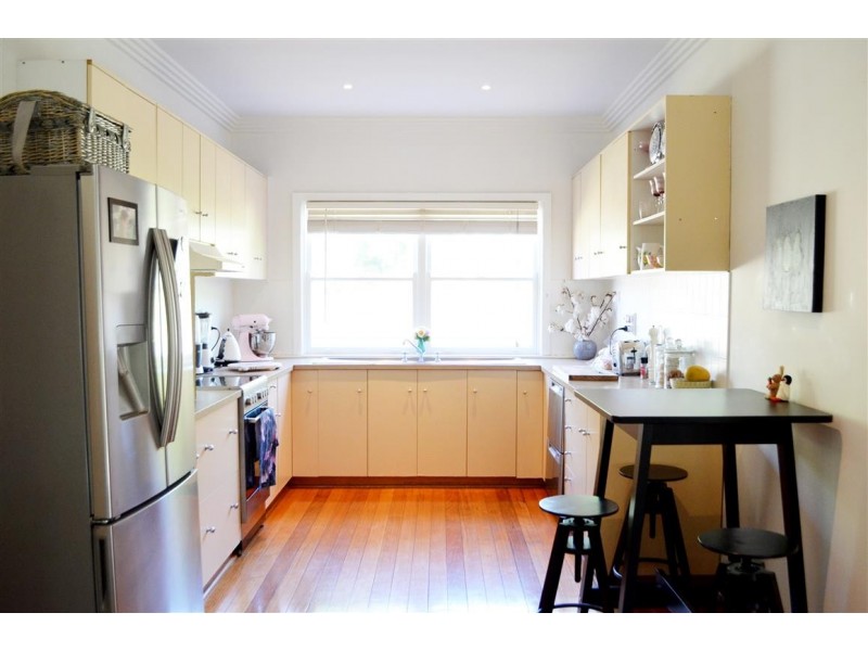 81 Merivale Street, Tumut NSW 2720