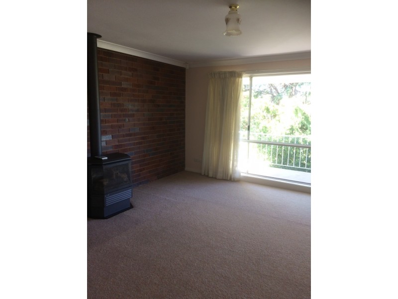 74 Howick Street, Tumut NSW 2720