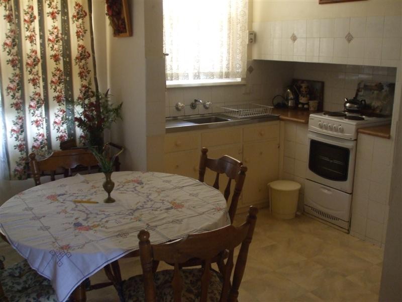 168 Wynyard Street, Tumut NSW 2720