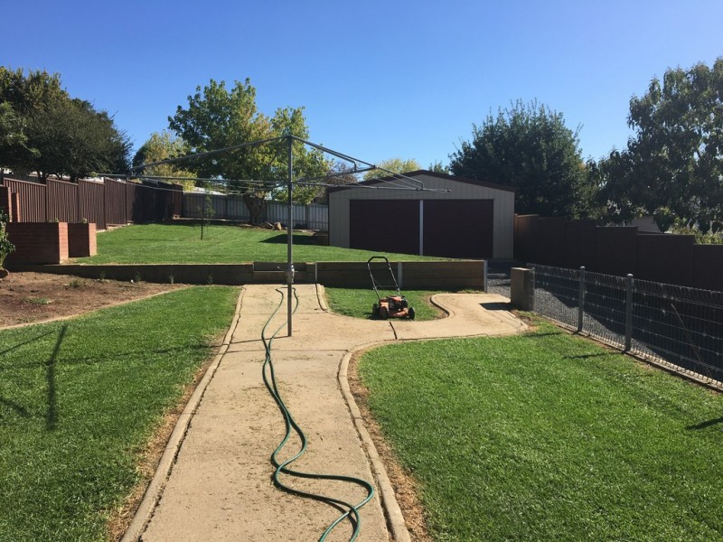 9 Lambie Street, Tumut NSW 2720