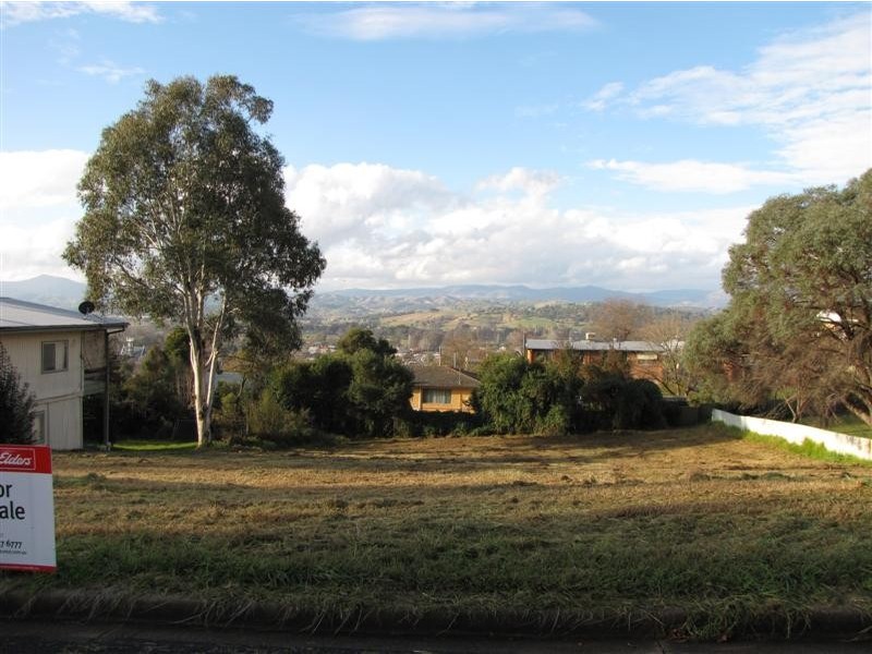 76 and 78 Dalhunty Street, Tumut NSW 2720